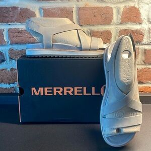 Merrill Criss Cross Strapped Sandal - Light Grey - NWT